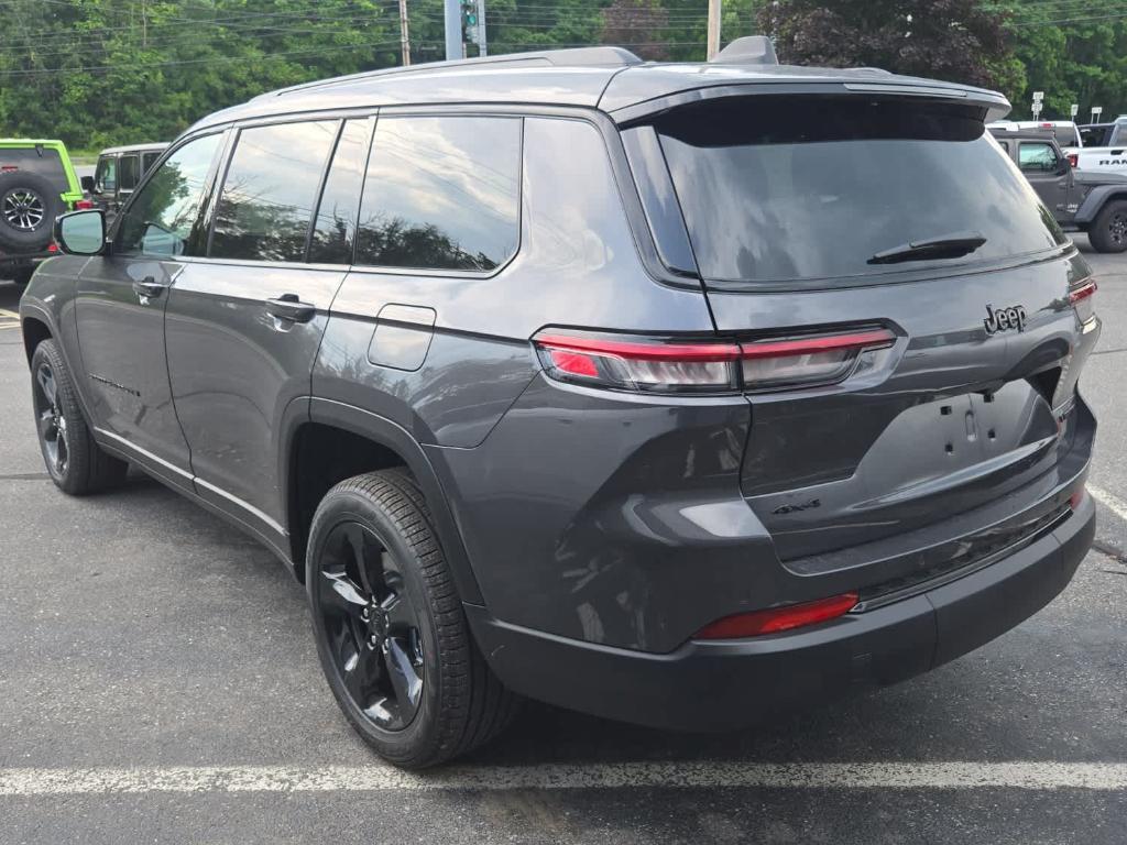 new 2025 Jeep Grand Cherokee L car, priced at $50,142