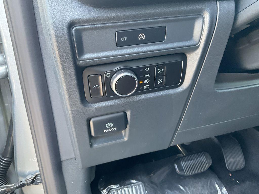 new 2025 Ford F-150 car, priced at $46,880