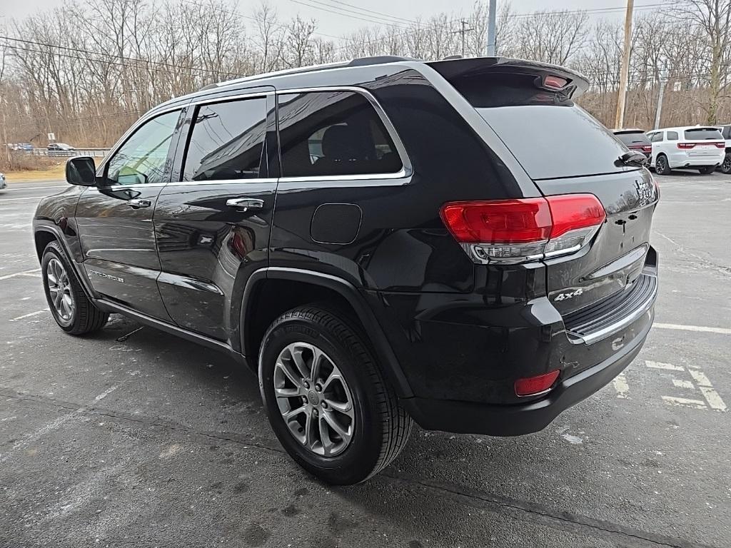 used 2015 Jeep Grand Cherokee car, priced at $15,900