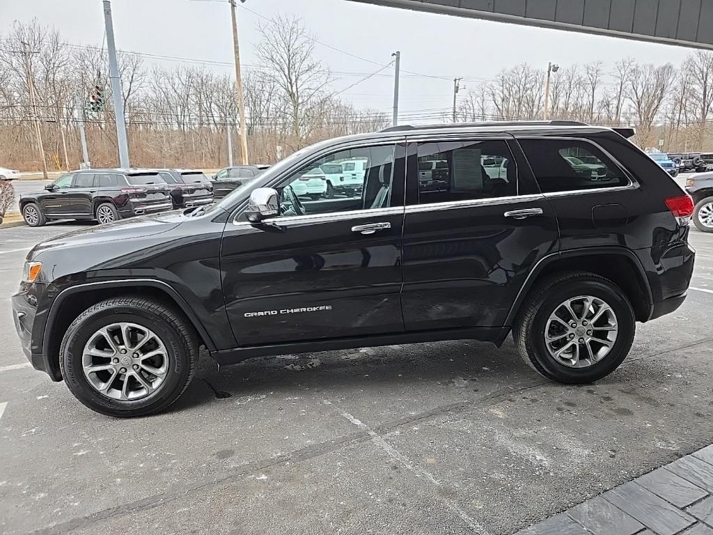 used 2015 Jeep Grand Cherokee car, priced at $15,900