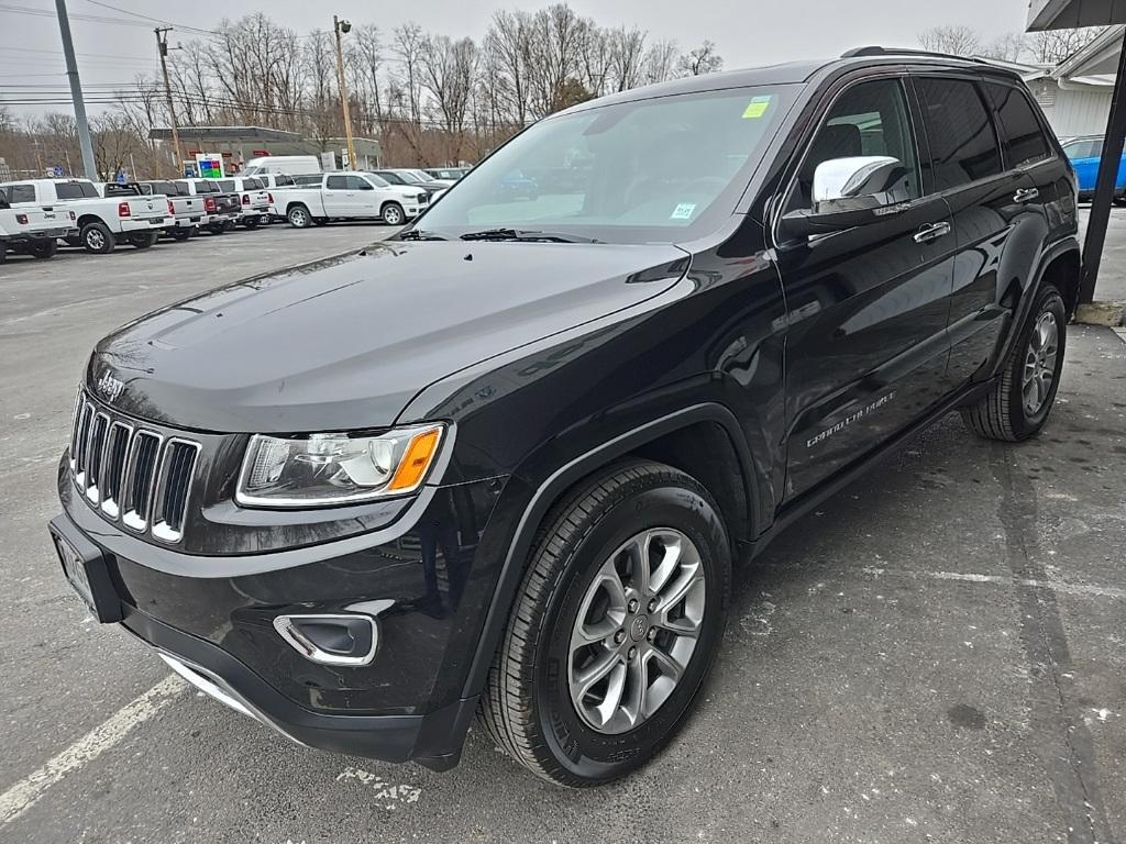 used 2015 Jeep Grand Cherokee car, priced at $15,900