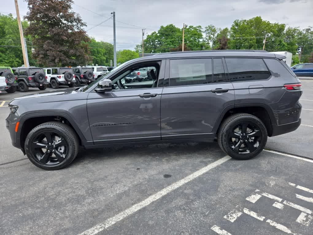 new 2025 Jeep Grand Cherokee L car, priced at $52,757