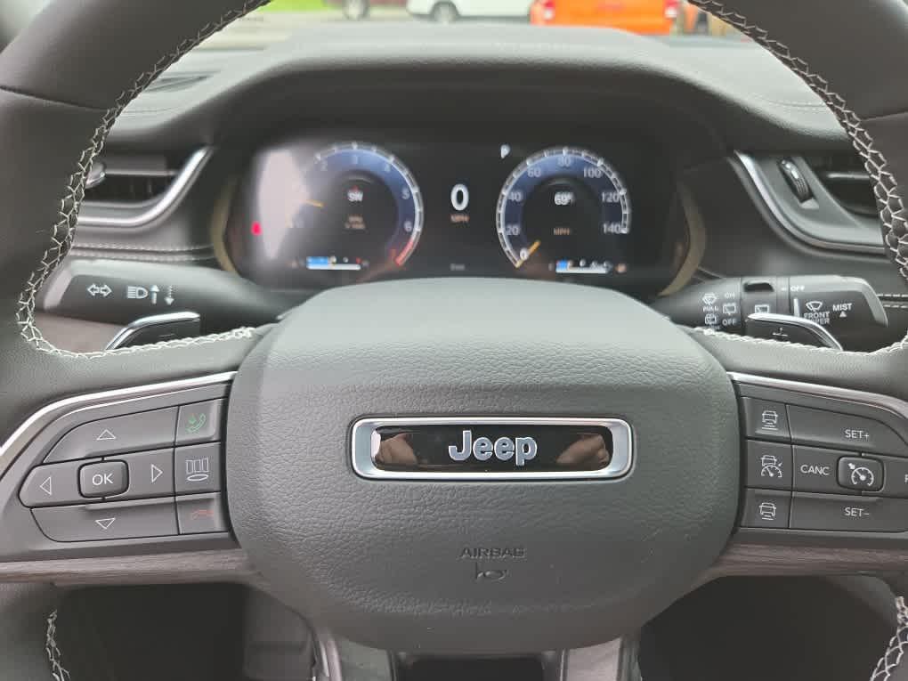 new 2025 Jeep Grand Cherokee L car, priced at $52,757