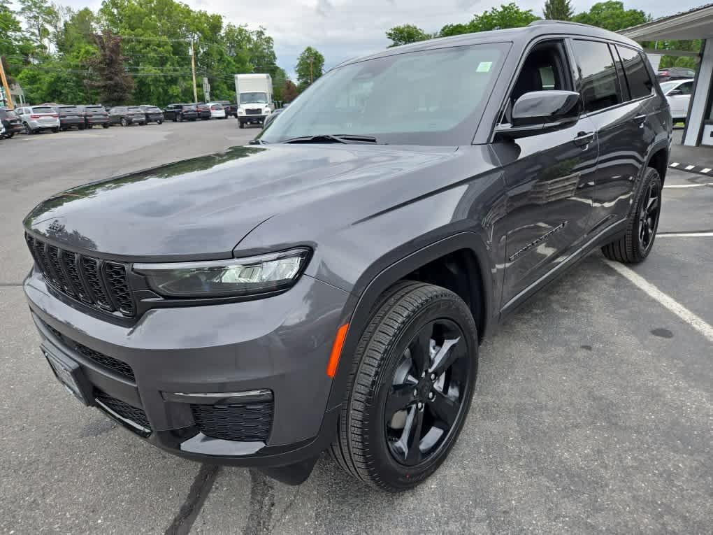 new 2025 Jeep Grand Cherokee L car, priced at $52,757