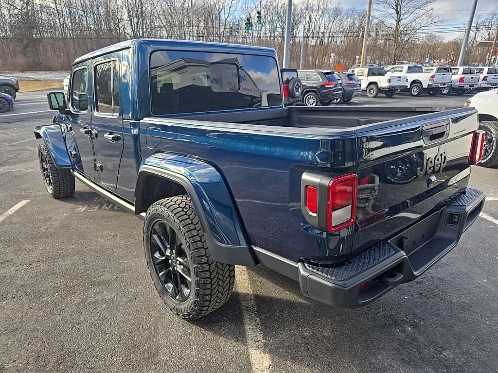 new 2025 Jeep Gladiator car