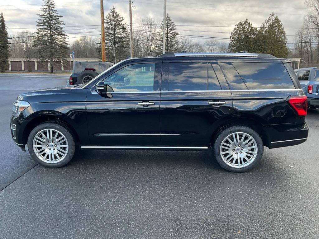 new 2024 Ford Expedition car, priced at $77,168