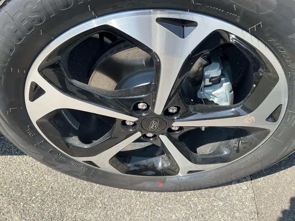 new 2025 Ford Escape car, priced at $39,575