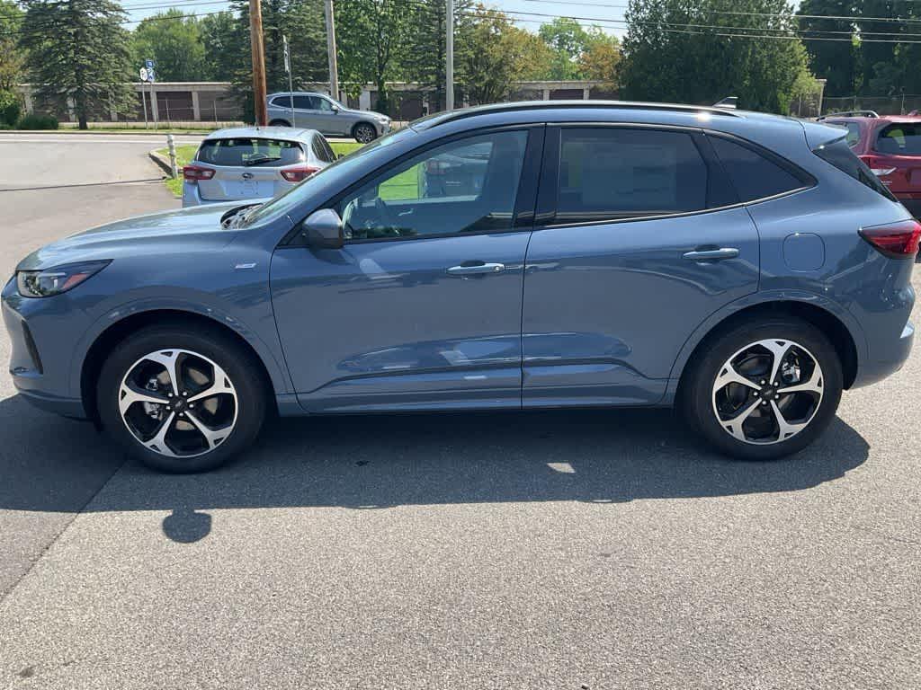 new 2025 Ford Escape car, priced at $39,575