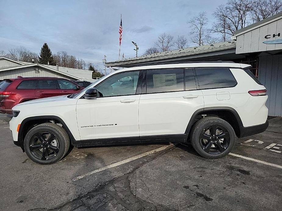 new 2024 Jeep Grand Cherokee L car, priced at $49,039