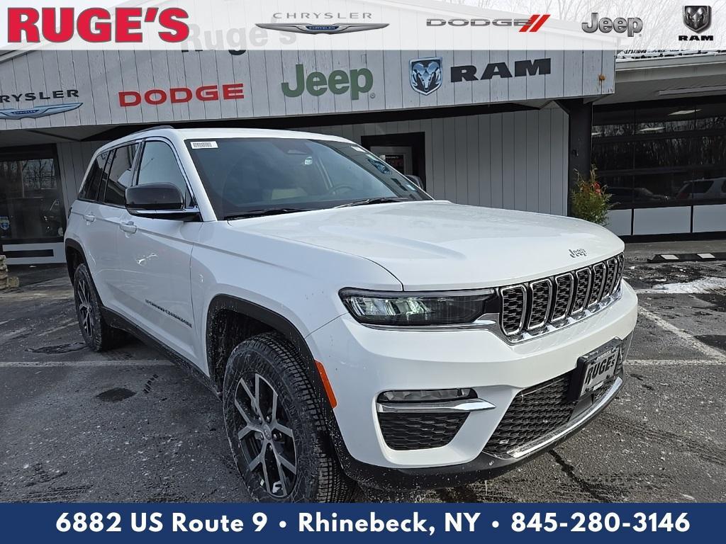 new 2025 Jeep Grand Cherokee car, priced at $44,200