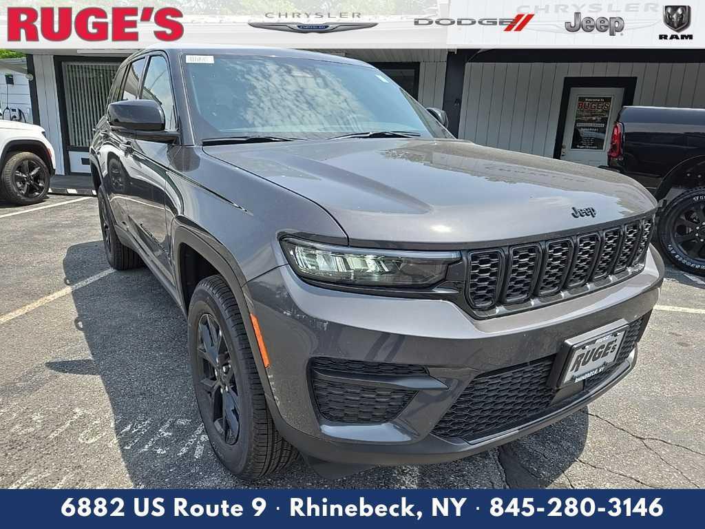 new 2025 Jeep Grand Cherokee car, priced at $43,705