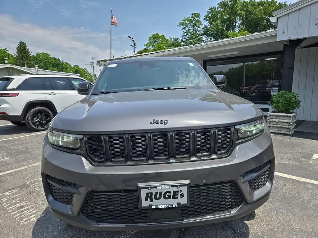 new 2025 Jeep Grand Cherokee car