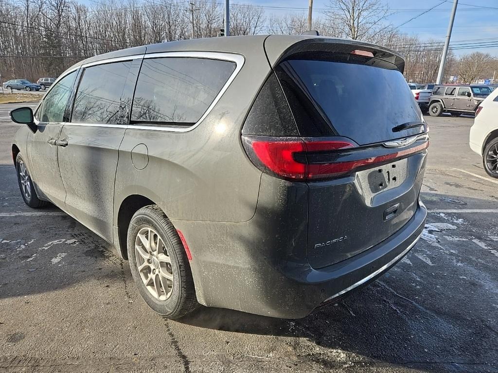 new 2025 Chrysler Pacifica car, priced at $41,640