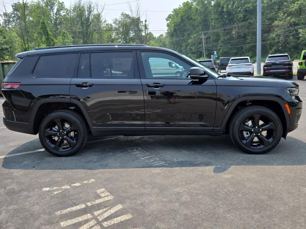 new 2025 Jeep Grand Cherokee L car, priced at $48,625