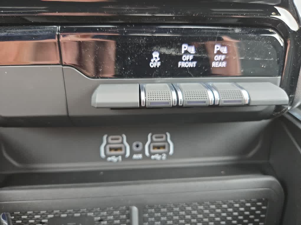 new 2025 Ram 1500 car, priced at $56,516