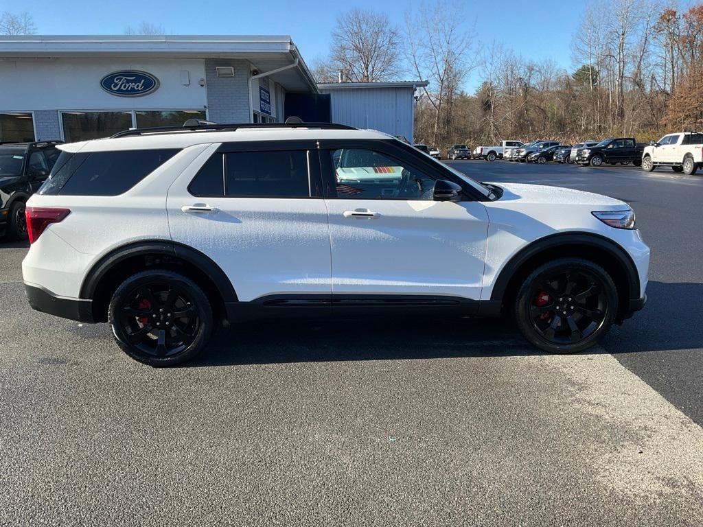 used 2022 Ford Explorer car, priced at $39,393