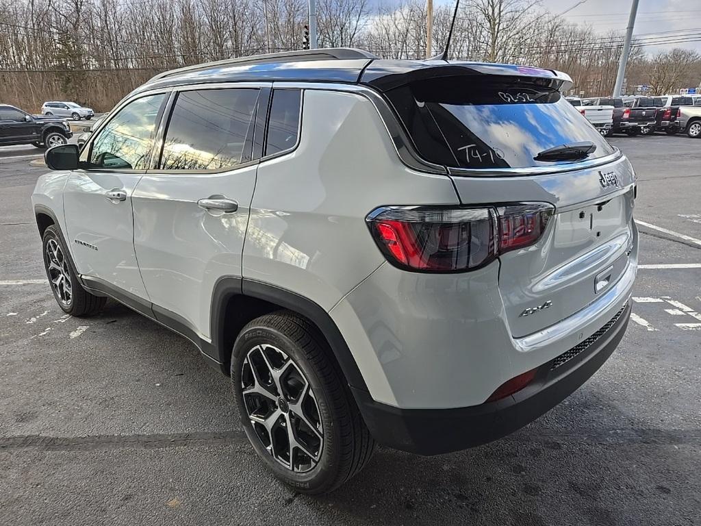 new 2025 Jeep Compass car, priced at $31,840