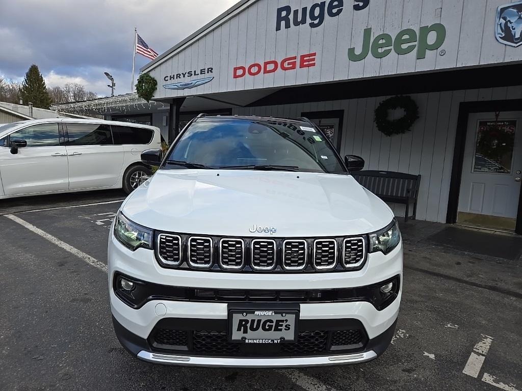 new 2025 Jeep Compass car, priced at $31,840