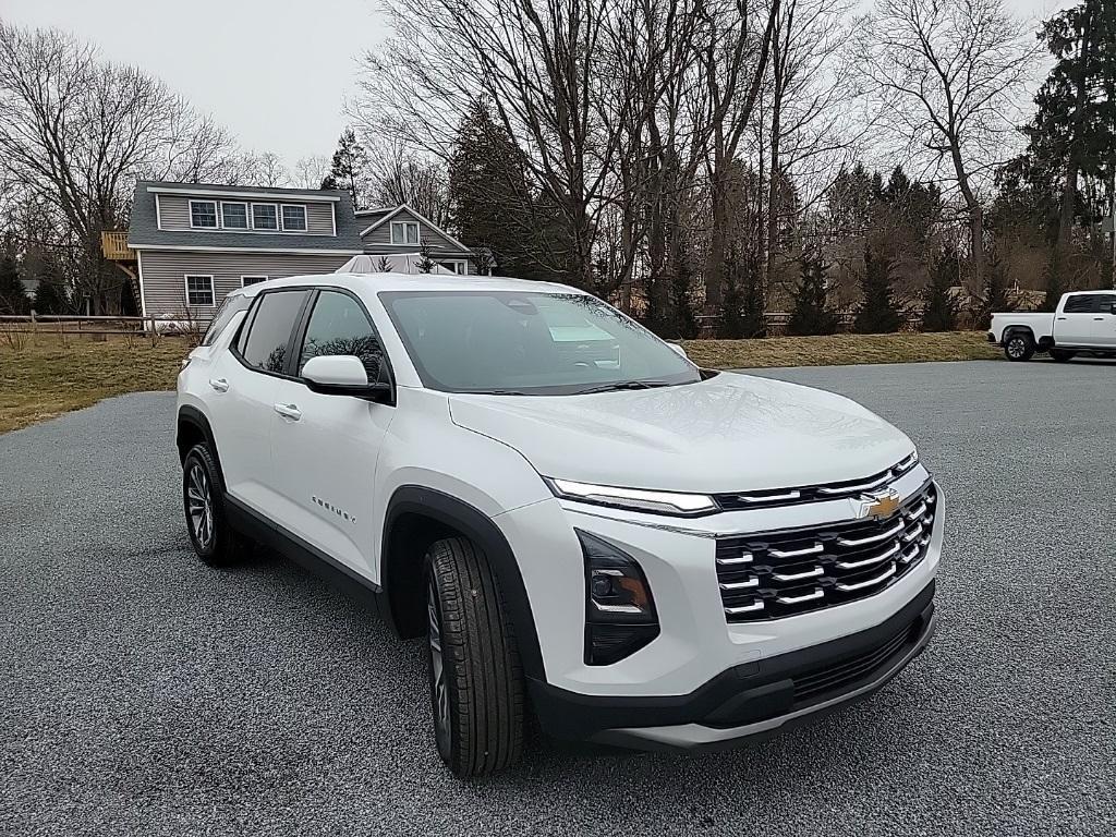 new 2025 Chevrolet Equinox car, priced at $31,035