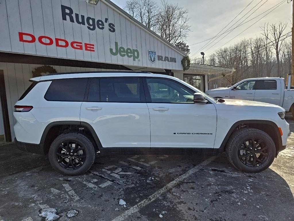 new 2025 Jeep Grand Cherokee L car