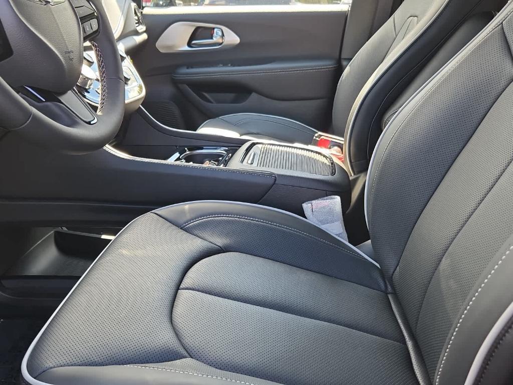 new 2026 Chrysler Pacifica car, priced at $52,900