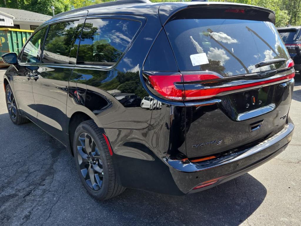 new 2026 Chrysler Pacifica car, priced at $52,900