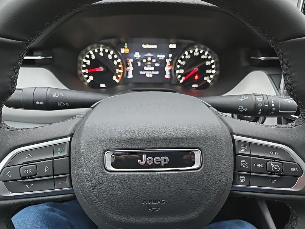 new 2025 Jeep Compass car, priced at $31,840