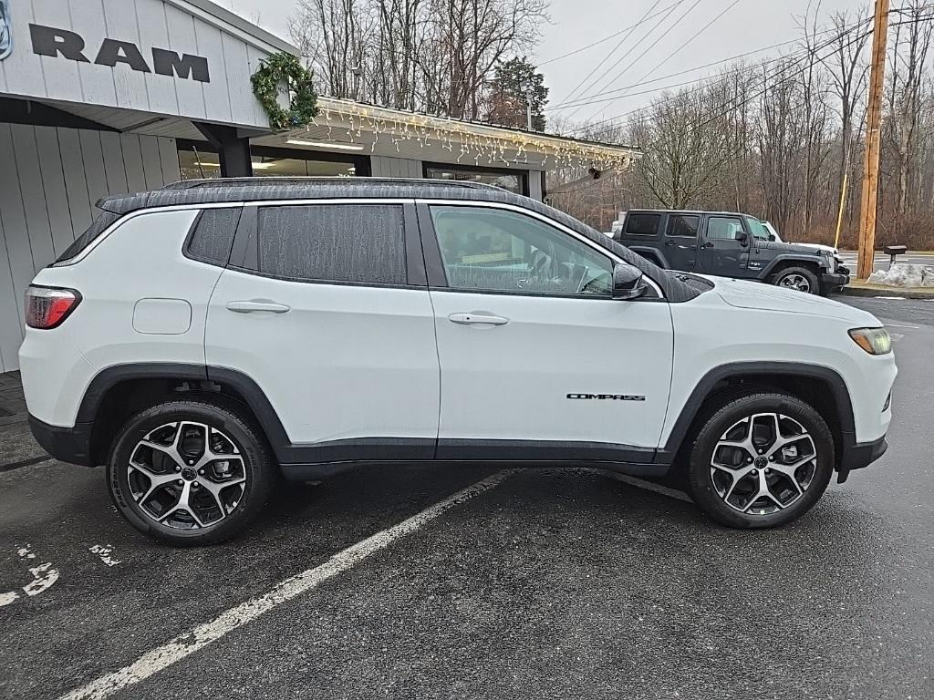 new 2025 Jeep Compass car, priced at $31,840