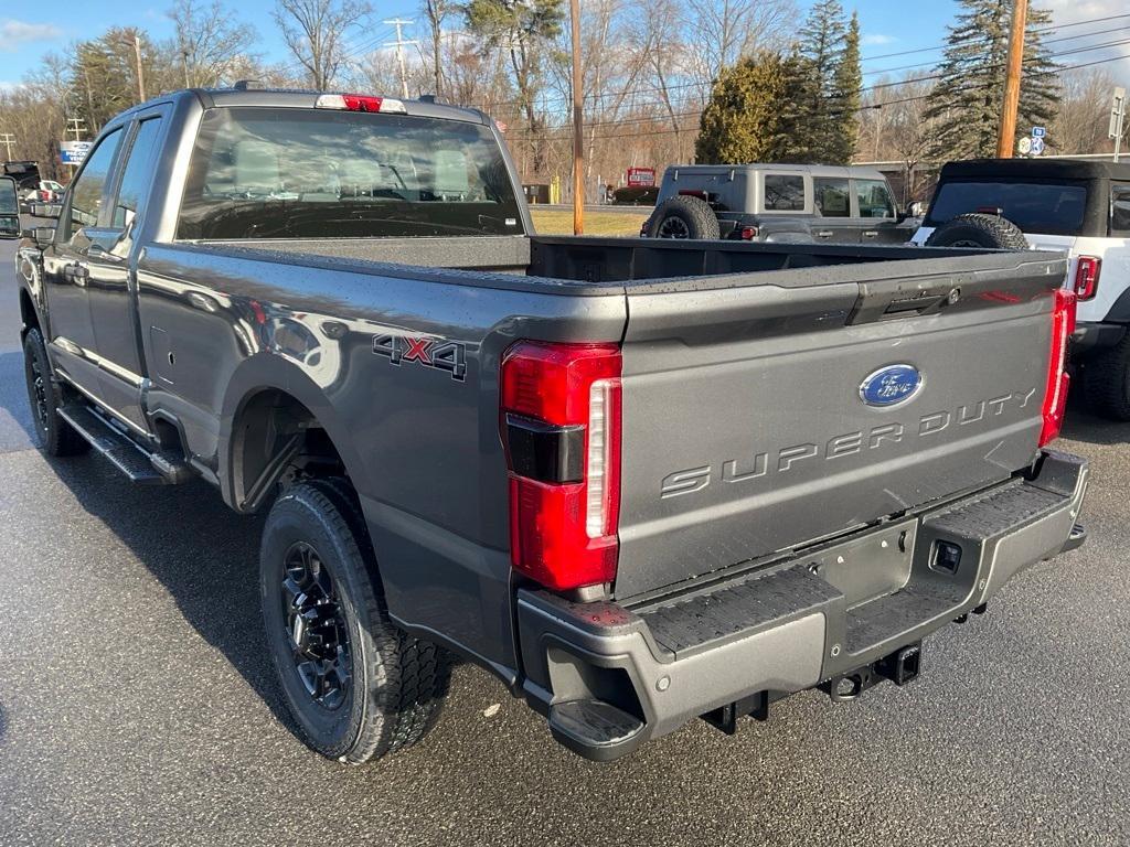 new 2024 Ford F-350 car, priced at $61,600