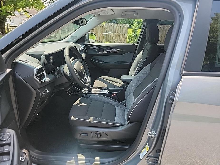 new 2025 Chevrolet TrailBlazer car