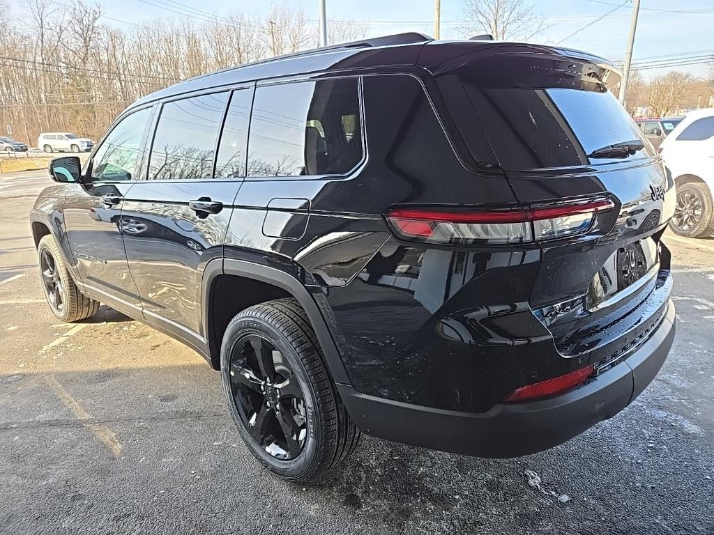 new 2025 Jeep Grand Cherokee L car, priced at $52,885