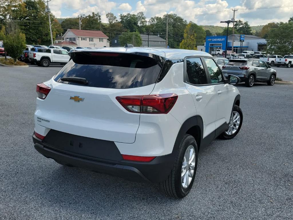 new 2026 Chevrolet TrailBlazer car, priced at $27,685