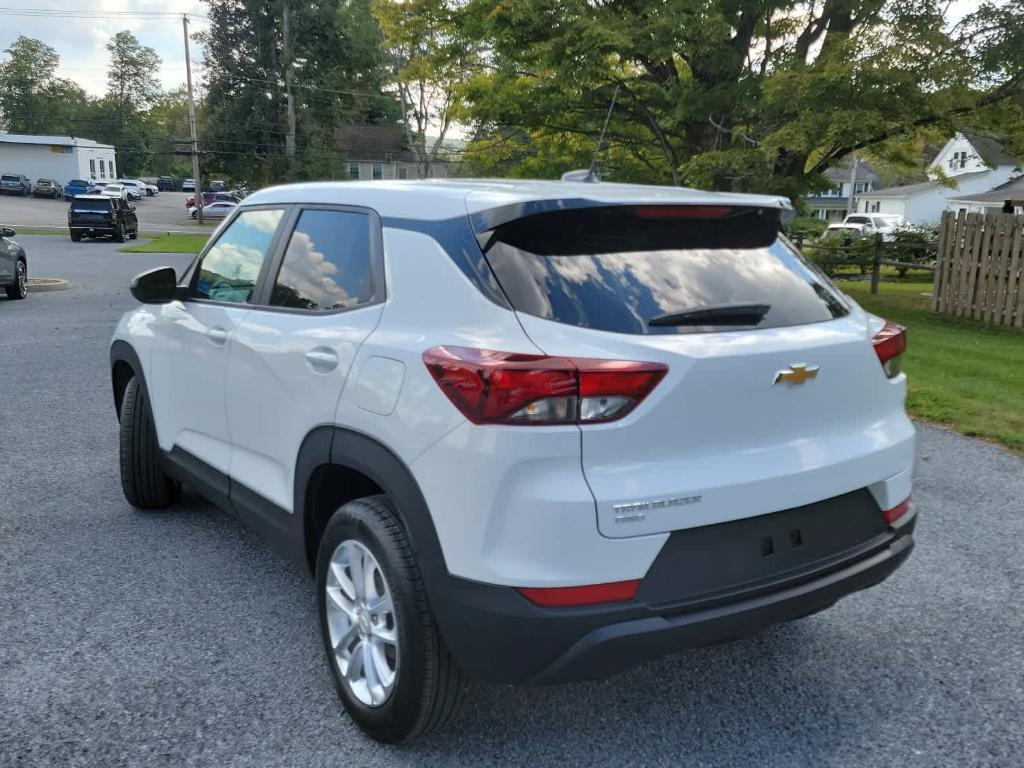 new 2026 Chevrolet TrailBlazer car, priced at $27,685