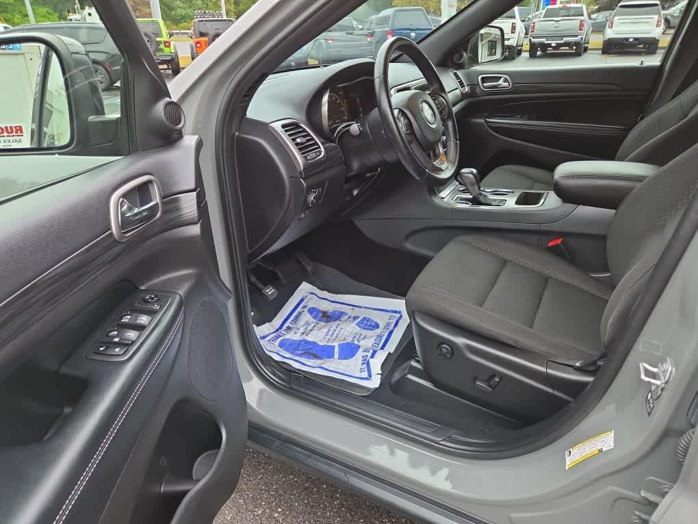 used 2021 Jeep Grand Cherokee car, priced at $25,987