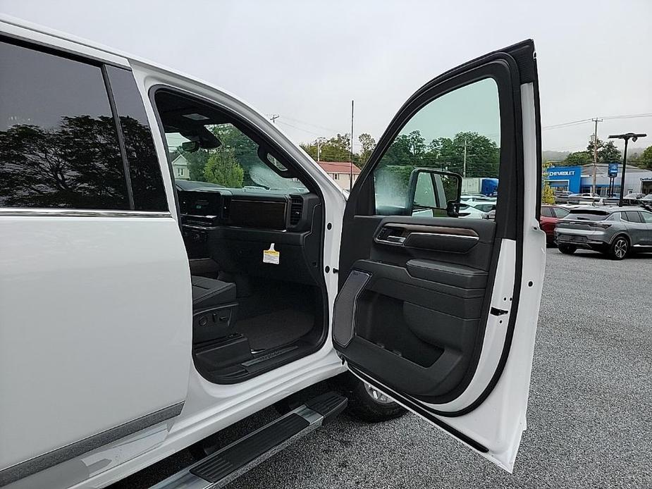 new 2025 Chevrolet Silverado 2500 car