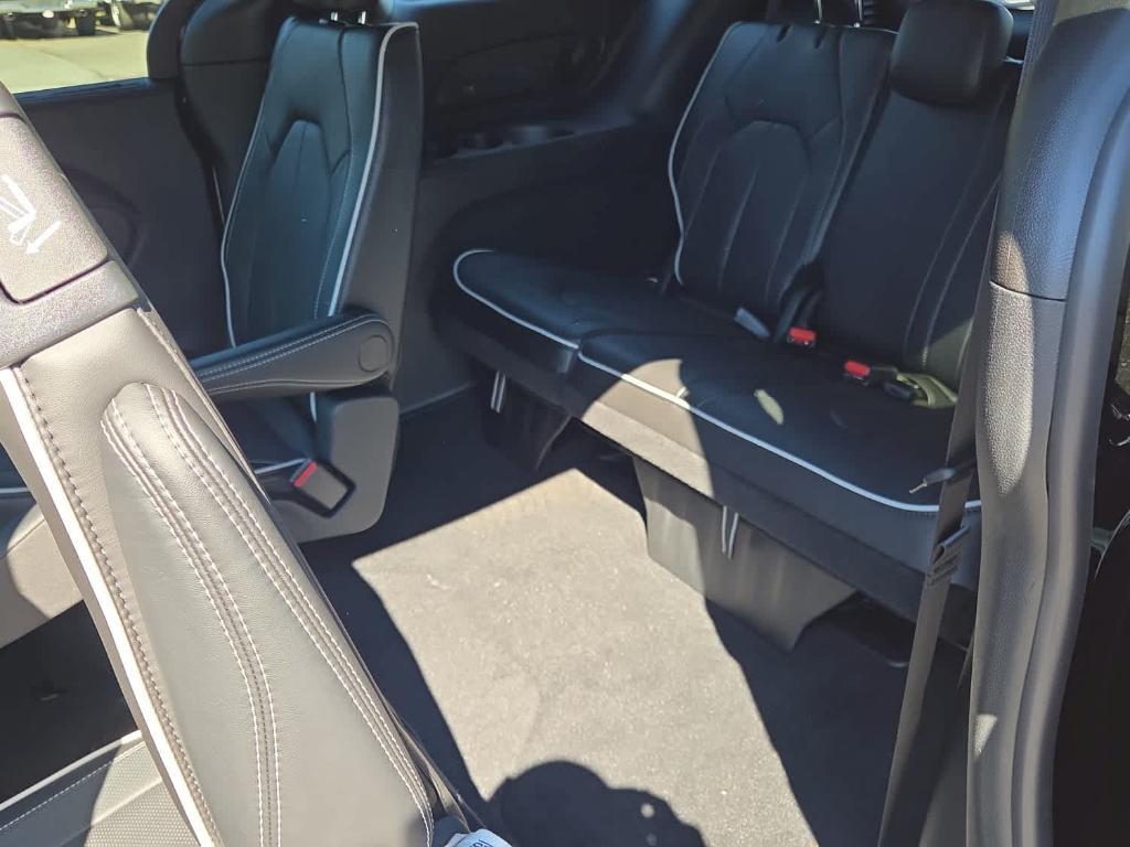 new 2026 Chrysler Pacifica car, priced at $53,005