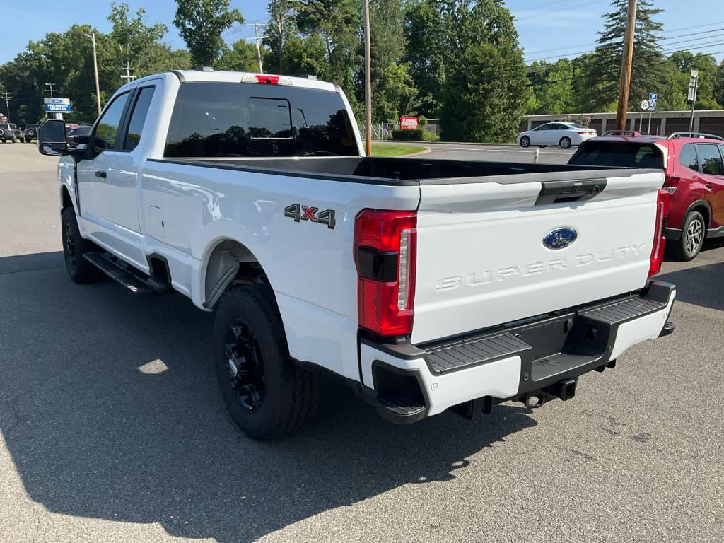 new 2025 Ford F-250 car, priced at $62,340