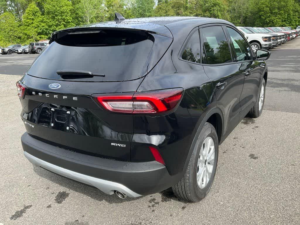 new 2025 Ford Escape car, priced at $31,037
