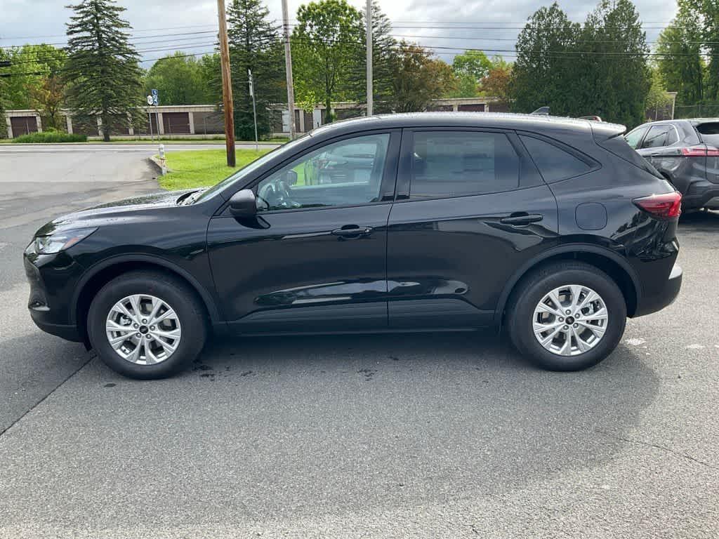 new 2025 Ford Escape car, priced at $31,037