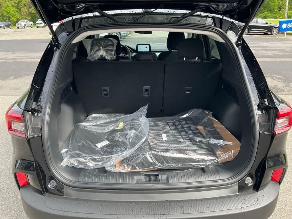 new 2025 Ford Escape car, priced at $31,037
