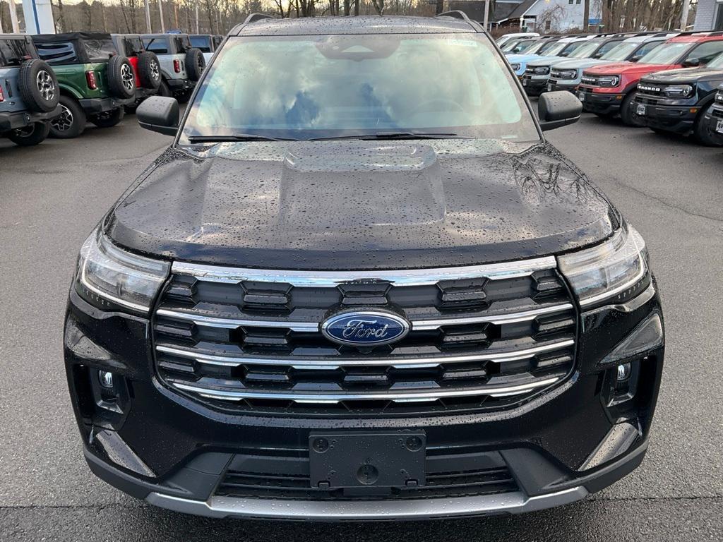 new 2025 Ford Explorer car