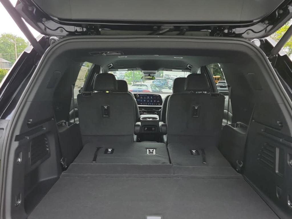 new 2025 Chevrolet Traverse car, priced at $46,060