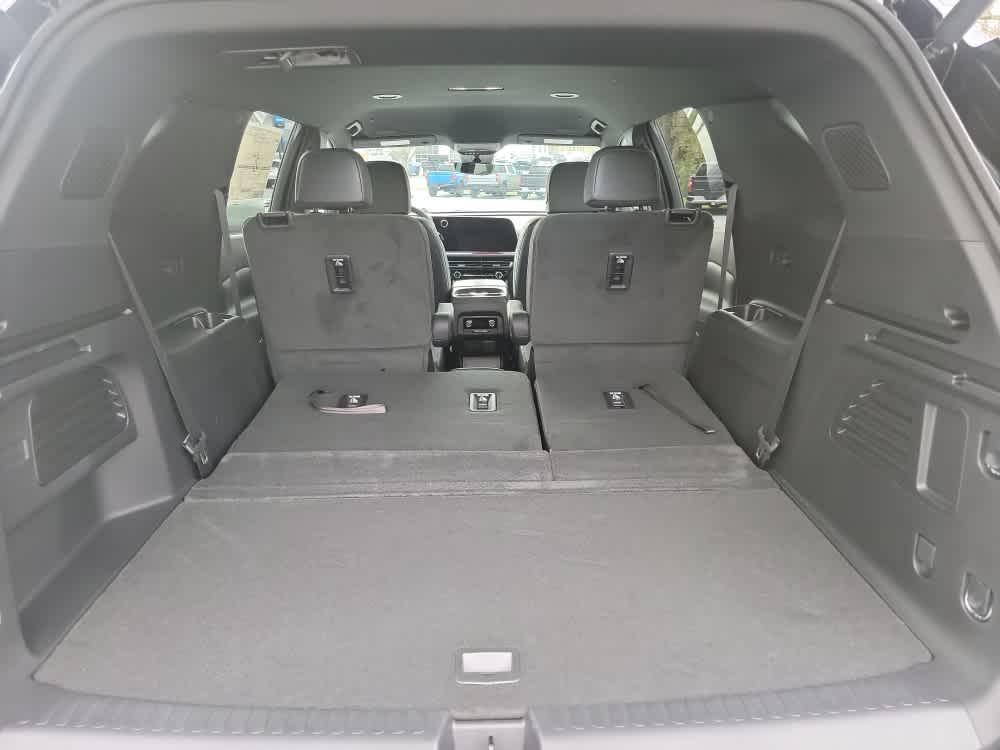 new 2026 Chevrolet Traverse car, priced at $54,740