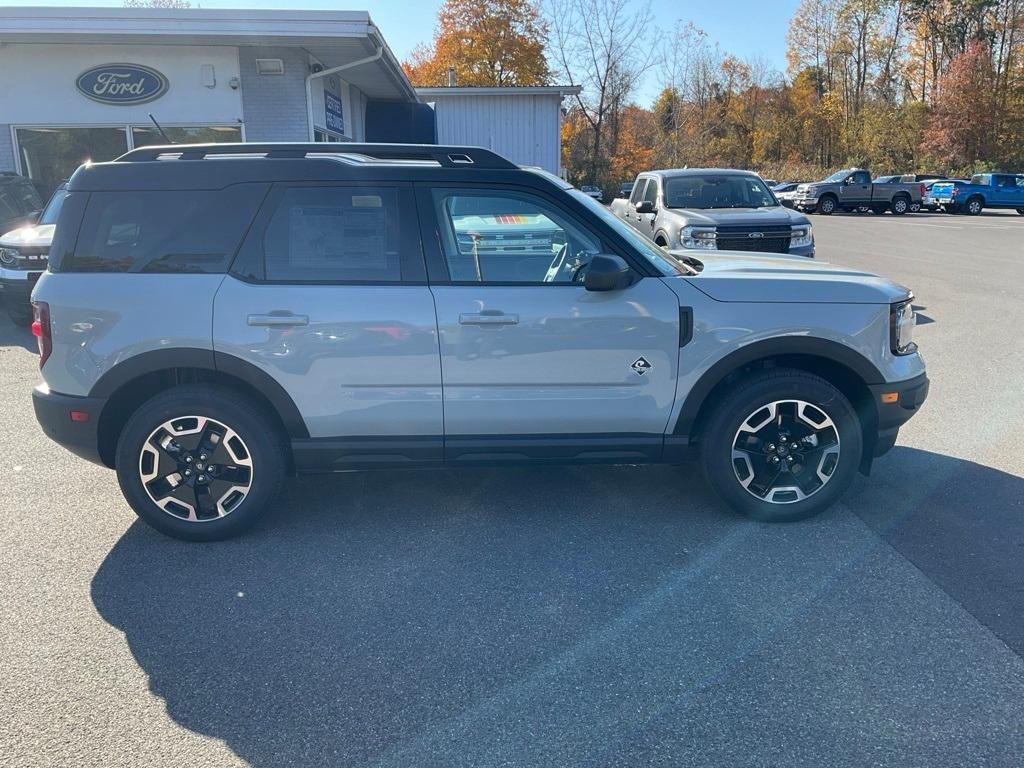 new 2024 Ford Bronco Sport car, priced at $38,215