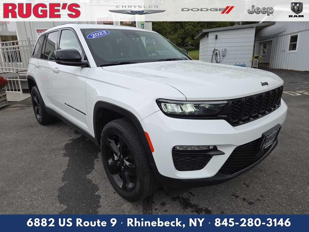 used 2023 Jeep Grand Cherokee car, priced at $27,854