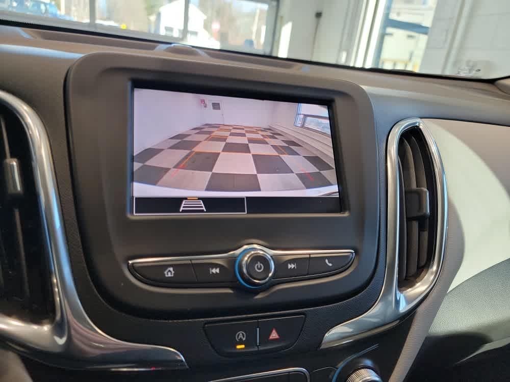 used 2023 Chevrolet Equinox car, priced at $21,900