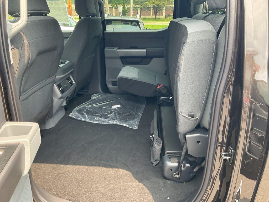 new 2025 Ford F-250 car, priced at $64,425