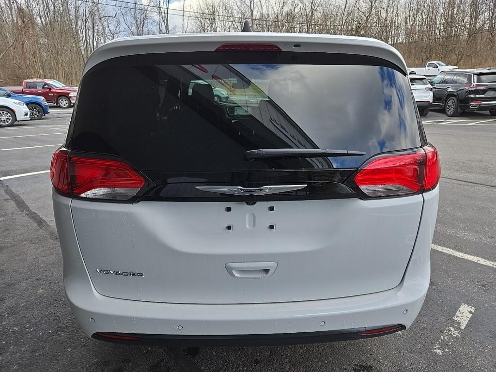 new 2025 Chrysler Voyager car, priced at $40,190