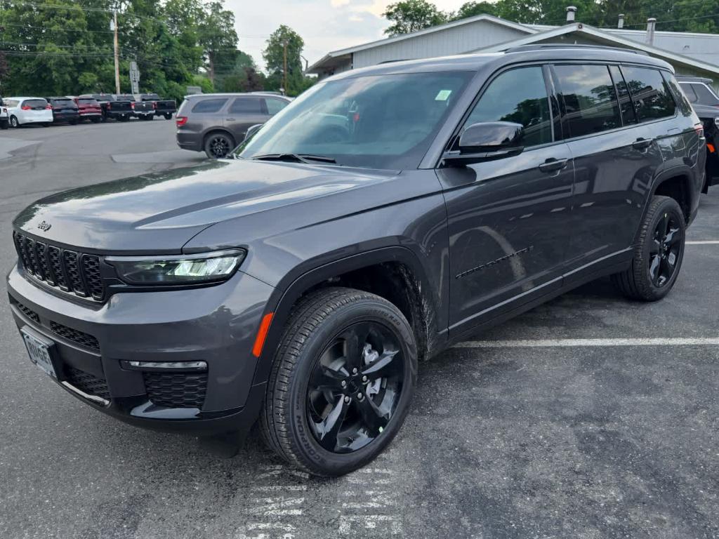 new 2025 Jeep Grand Cherokee L car, priced at $52,757