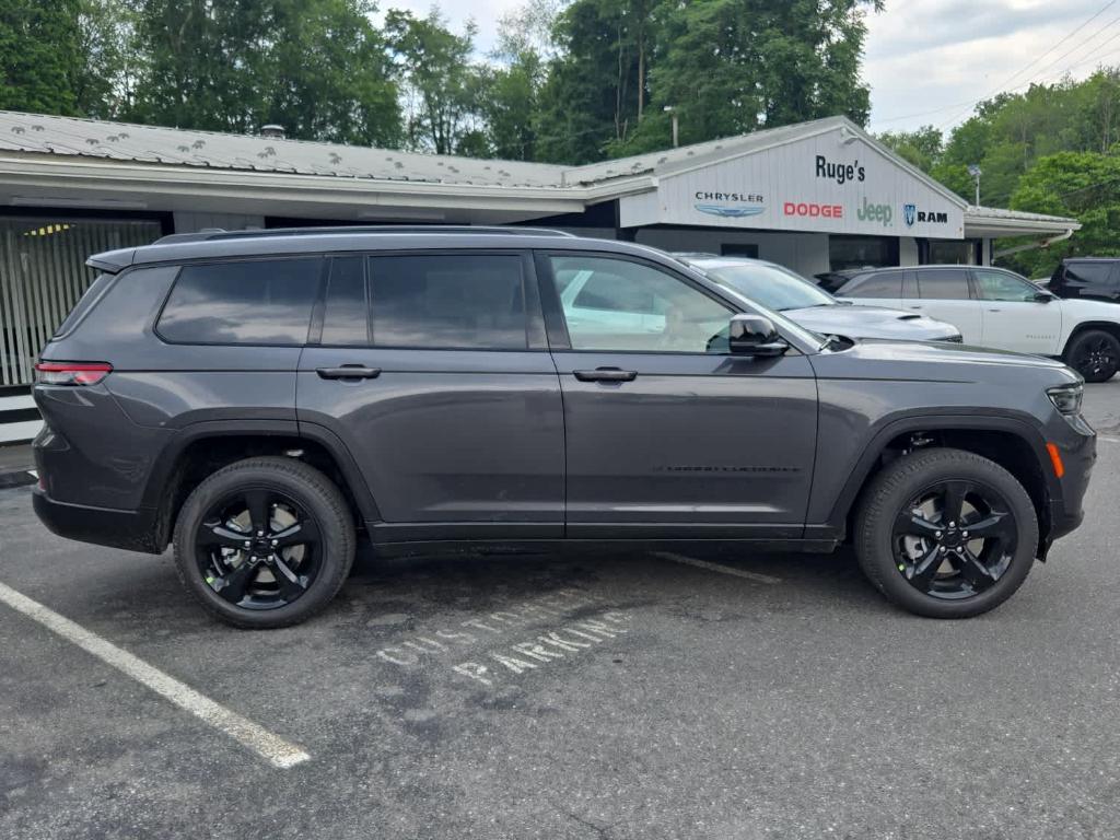 new 2025 Jeep Grand Cherokee L car, priced at $52,757